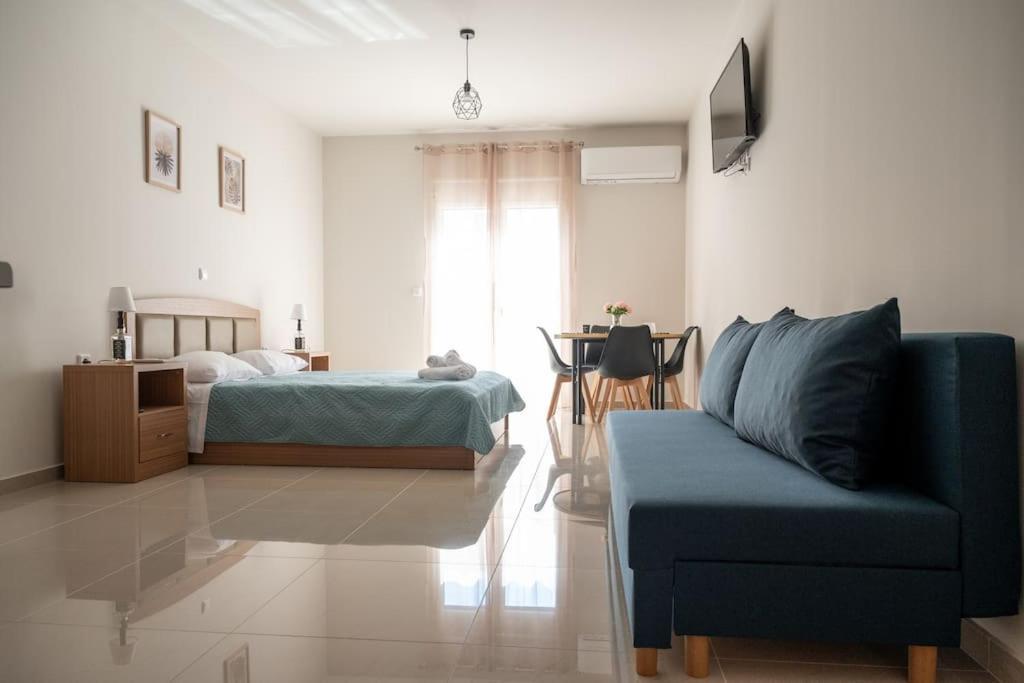 Anesis Airport Rooms 204 Коропион Экстерьер фото